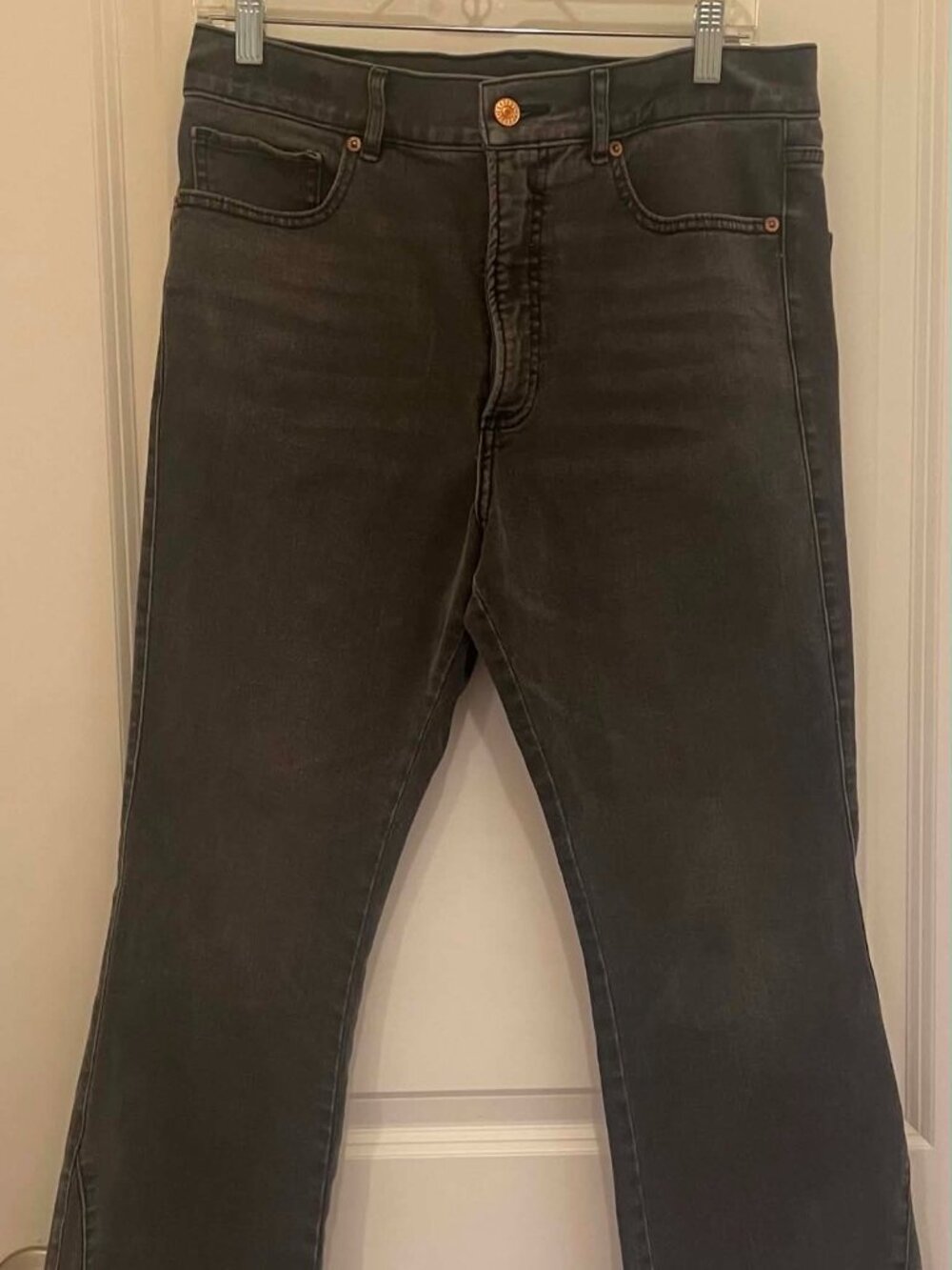 EXPRESS Women’s Faded Black Vintage Cropped Flare High Rise Jeans, Size 10